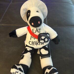 Chick fil-a stuffed Trendsetter cow from 2024